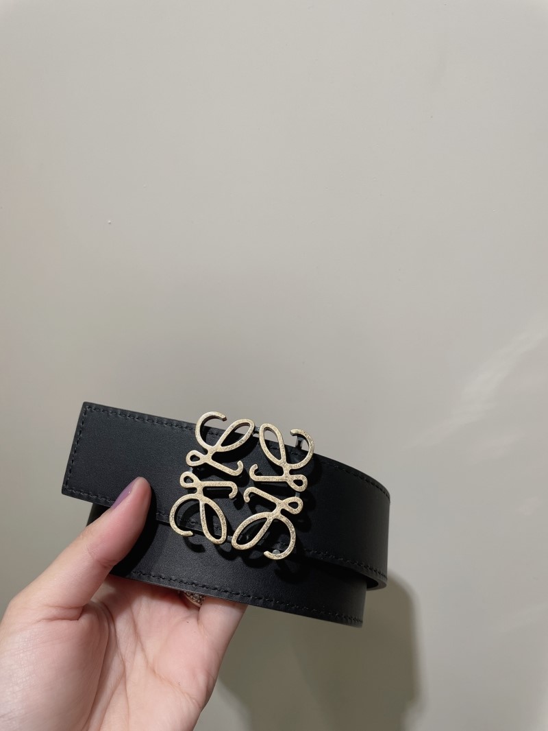 L0ew* belts